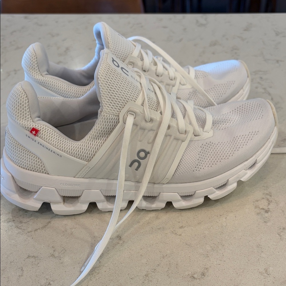 Women’s On Cloud Cloudswift